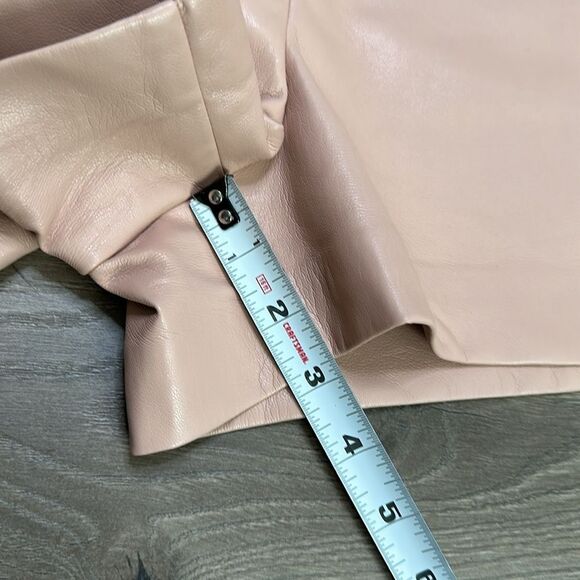 Wilfred By Aritzia Speechless High Waisted Tuscany Rose Vegan Leather Shorts 2 - Picture 8 of 10